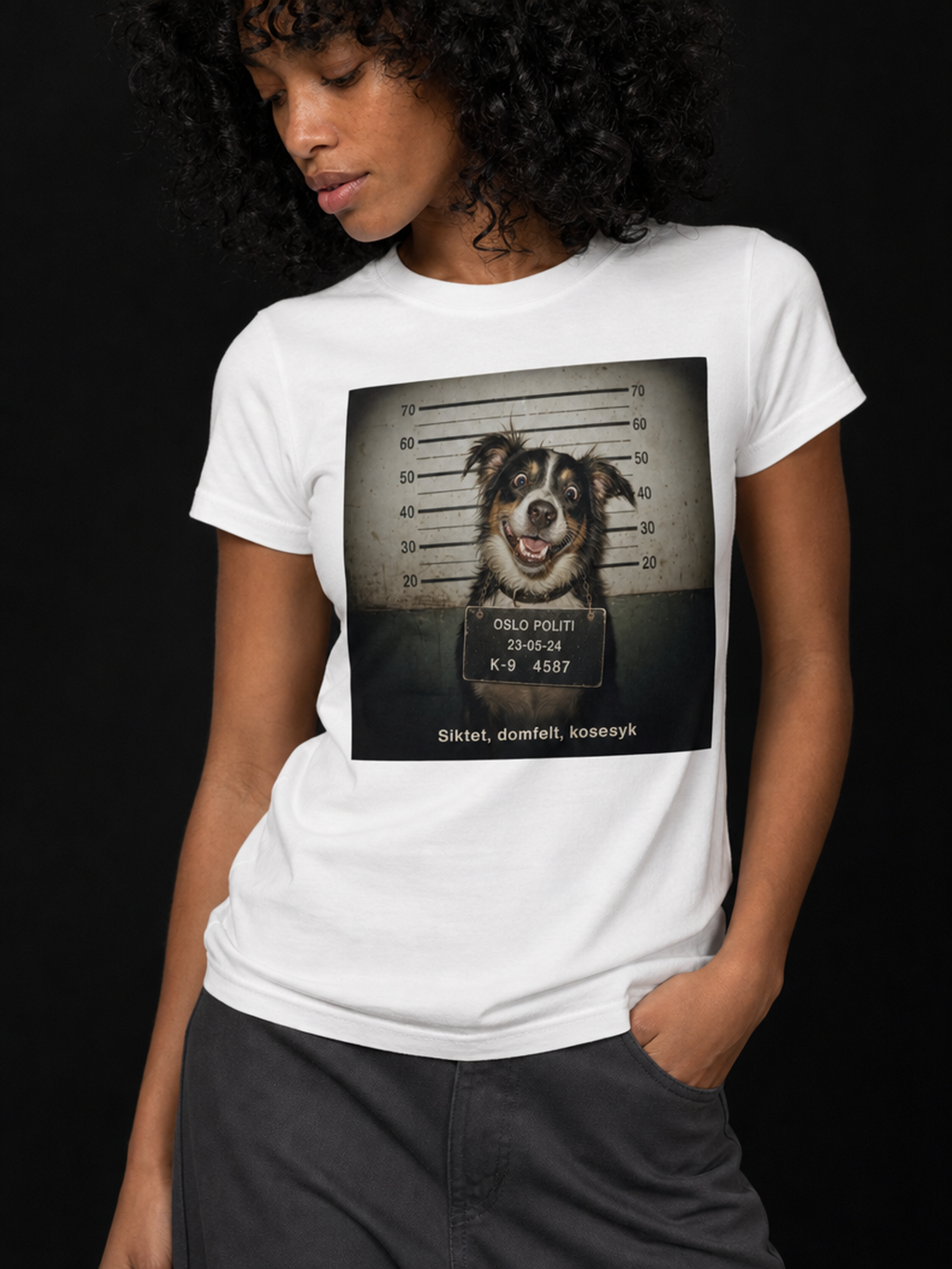 Mugshot Dog-Dame Premium T-Skjorte